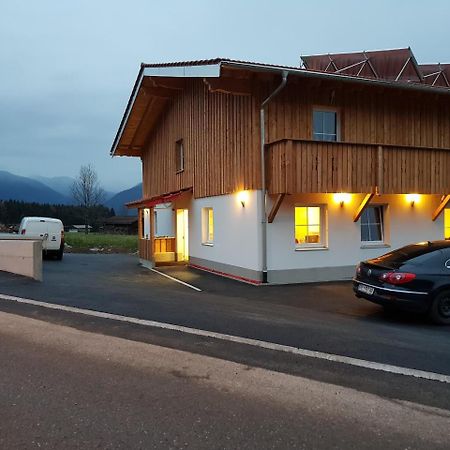 Gaestehaus Am Hahnenkamm Ройте Экстерьер фото