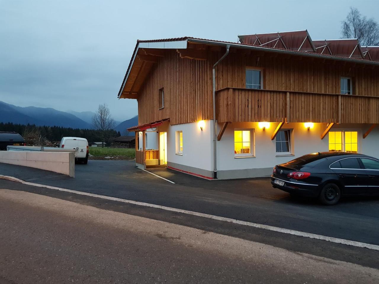 Gaestehaus Am Hahnenkamm Ройте Экстерьер фото